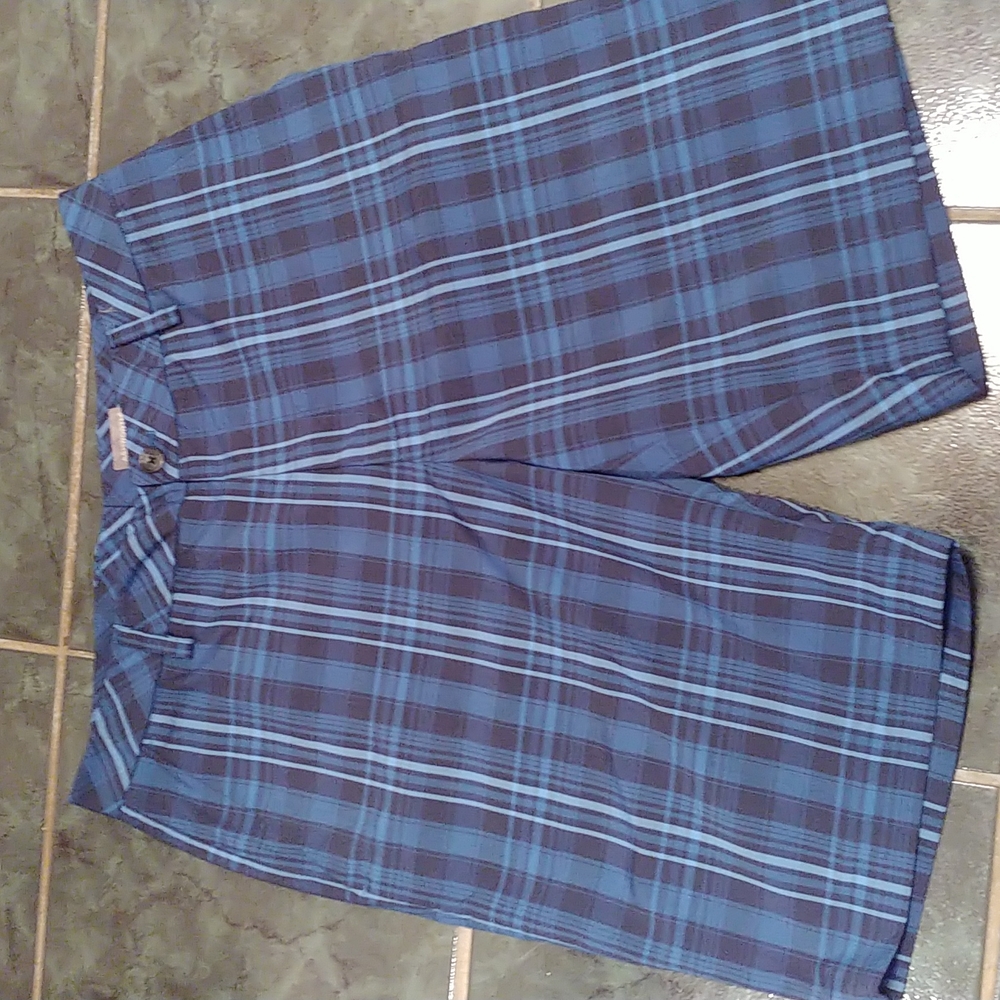 Ashworth golf shorts sz 32